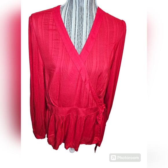 Gap women's red wrap front long-sleeved peplum button top size M - Picture 1 of 7